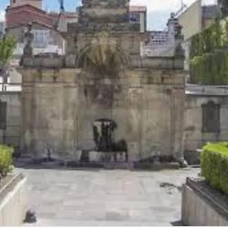 New J&j Gæstehus Ourense