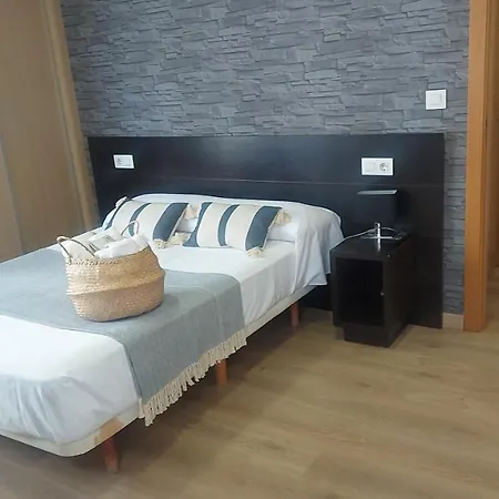 New J&j Gæstehus Ourense